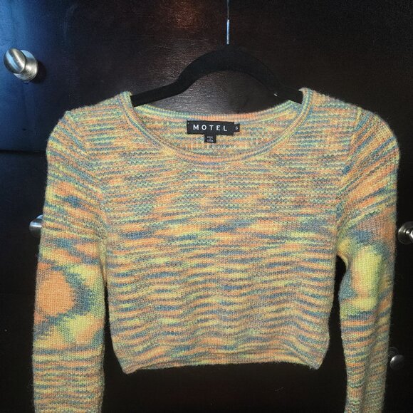 Cropped sweater - Picture 1 of 2